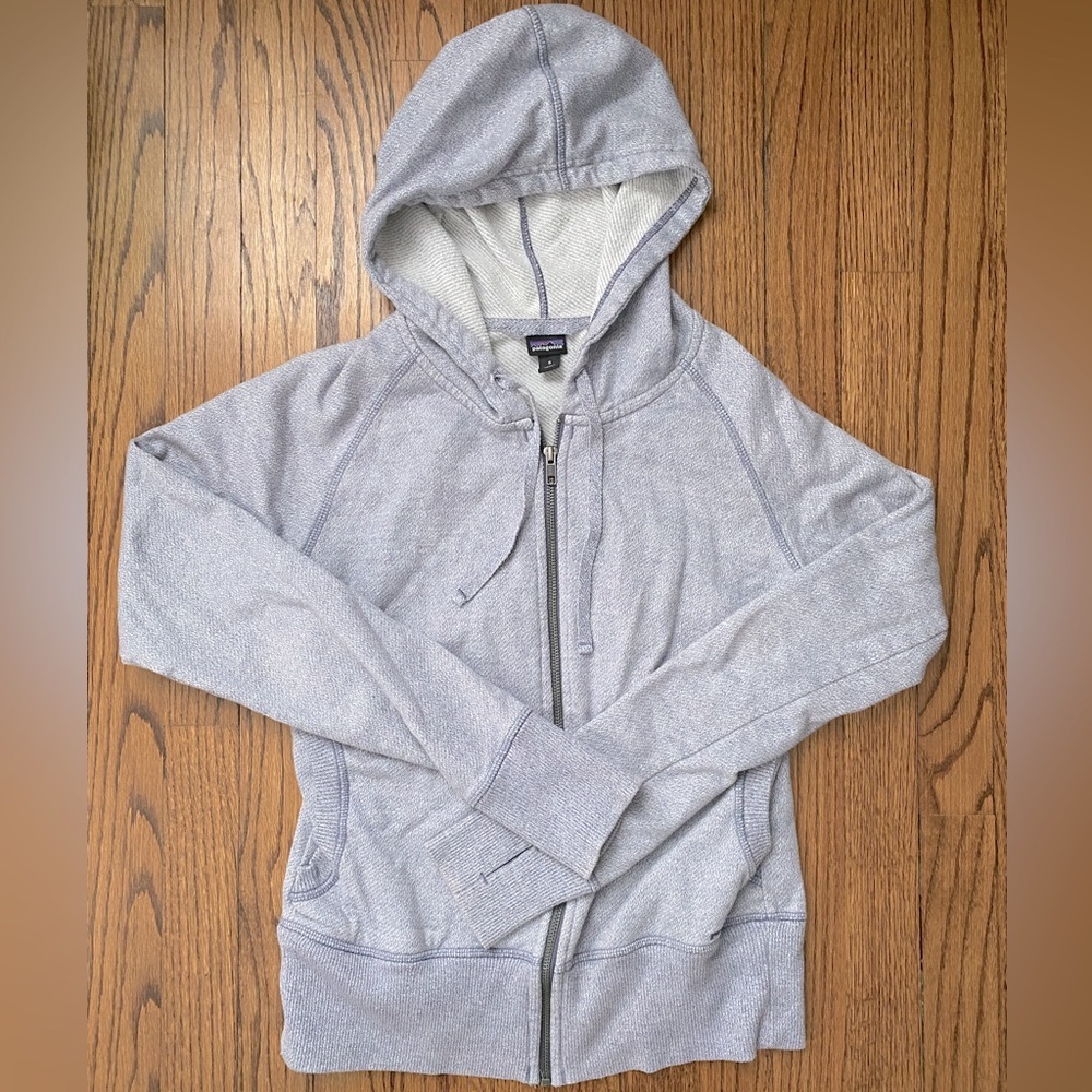 Patagonia zip up sweatshirt